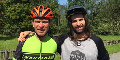 Mountainbike Urlaub - barrierefrei - Waging am See - Hausherren als Bikeguides, Leo und Chris - Naturhotel Schütterbad