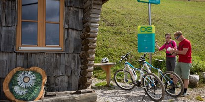 Mountainbike Urlaub - Fahrradraum: vorhanden - St. Johann in Tirol - E-Bikeladestation - Naturhotel Schütterbad