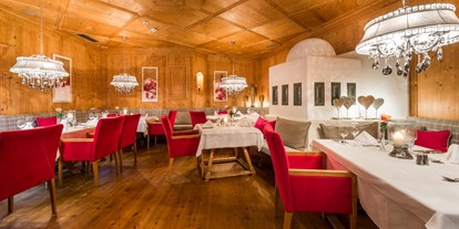 Mountainbike Urlaub - Hallenbad - Kirchberg in Tirol - Dinner mit mehreren Gängen im eva,VILLAGE Restaurant - eva, VILLAGE