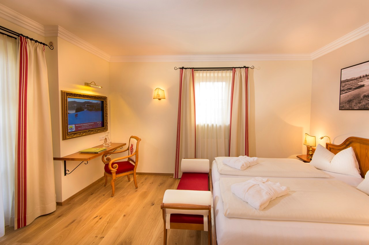 Hotel Zum Jungen Römer Zimmerkategorien Doppelzimmer mit Balkon