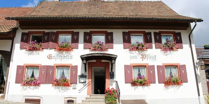 Mountainbike Urlaub - Servicestation - Münstertal - Aussenansicht Hotel - Hotel Landgasthof zum Pflug